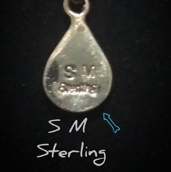 Unique Pendant Necklace - Picture 2 of 4